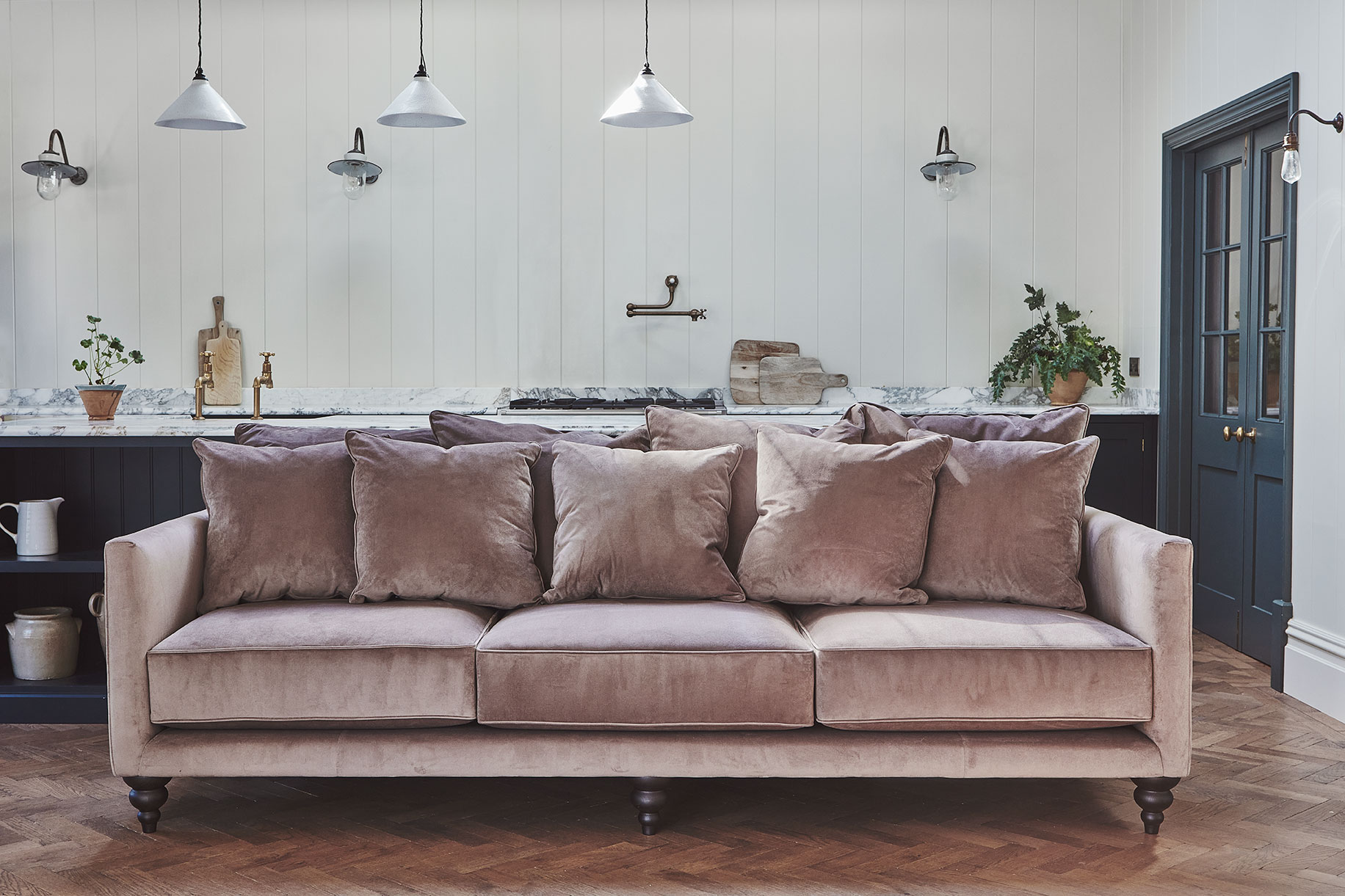 Scatter Back vs Standard Back Sofas Darlings of Chelsea