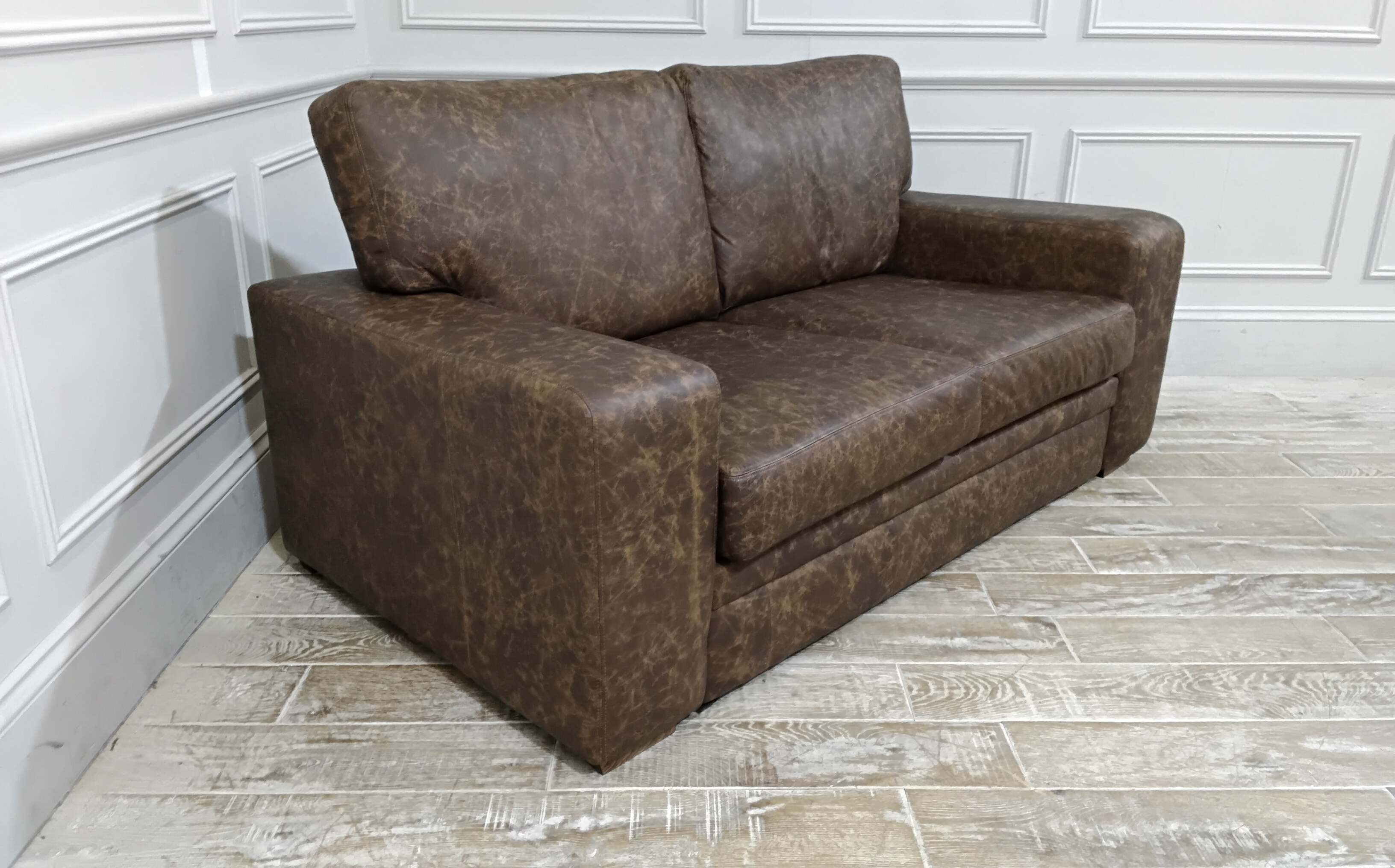Sloane 2.5 Seater Sofa in Buffed Saddle Marble