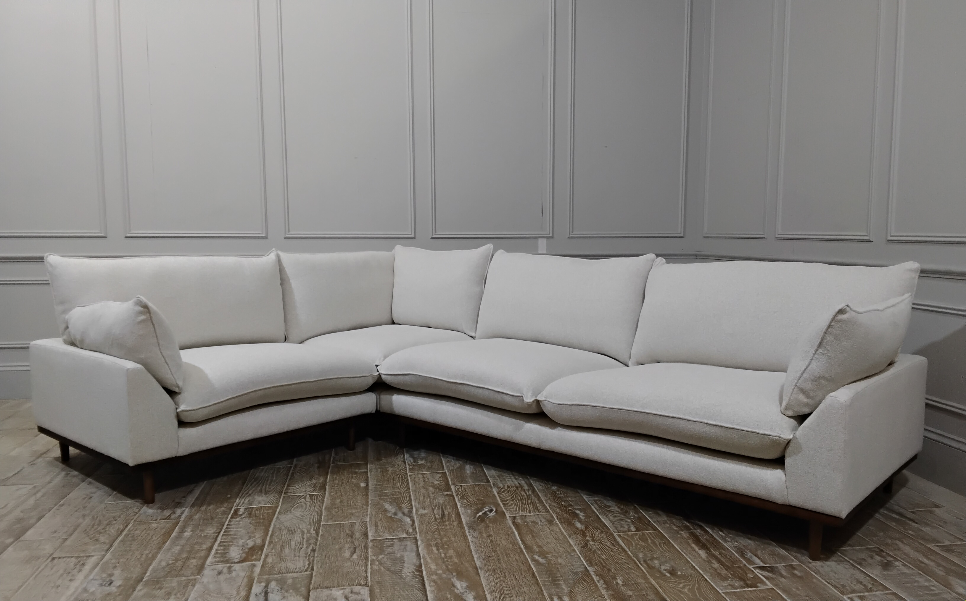 Soho Large Corner Sofa	in Slubby Cotton Elderflower