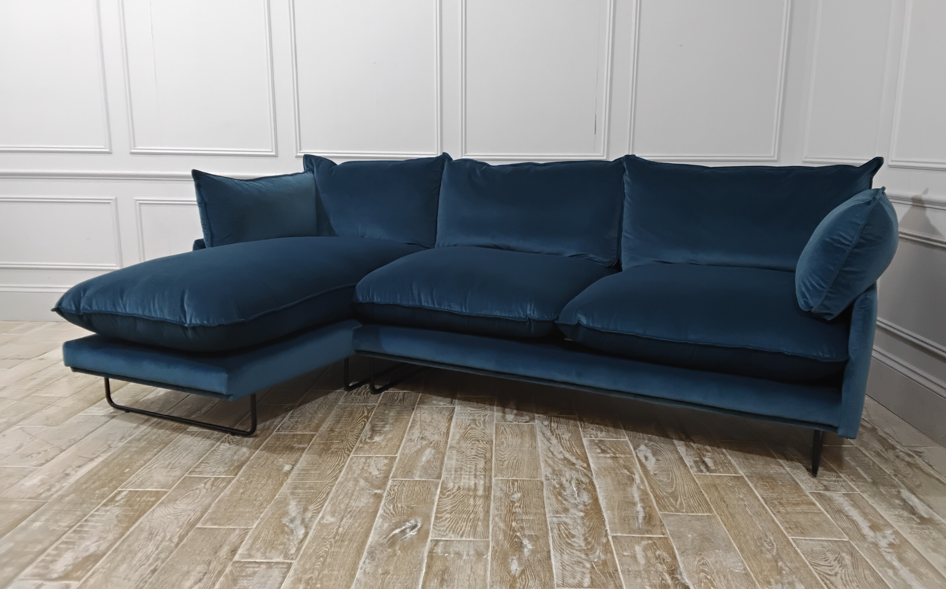 Hackney 3-Seater Chaise Sofa in Stain Resistant Cotton Velvet Persian Blue