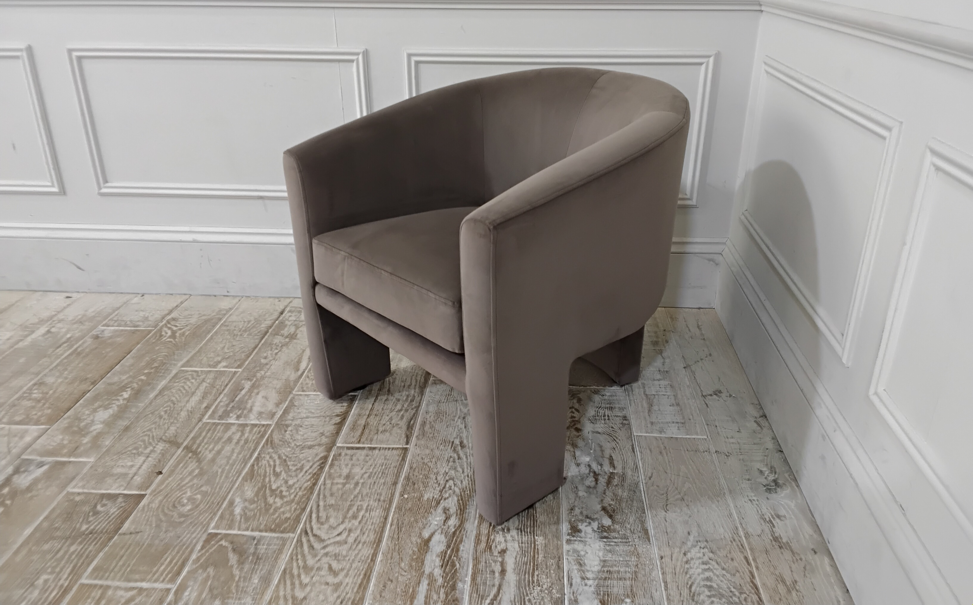 Wandsworth Chair Easy Clean Plush Velvet Liver