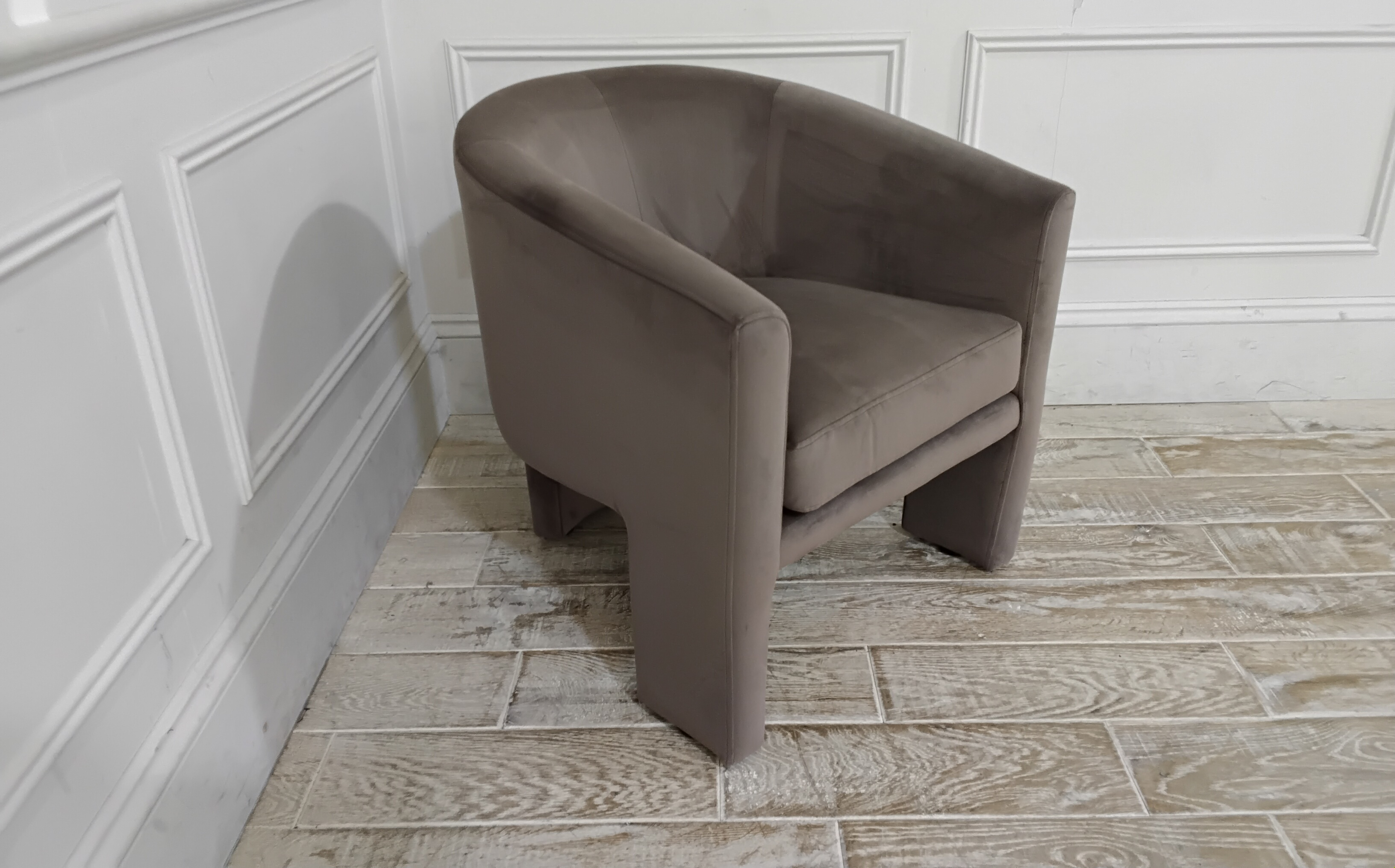 Wandsworth Chair Easy Clean Plush Velvet Liver #1