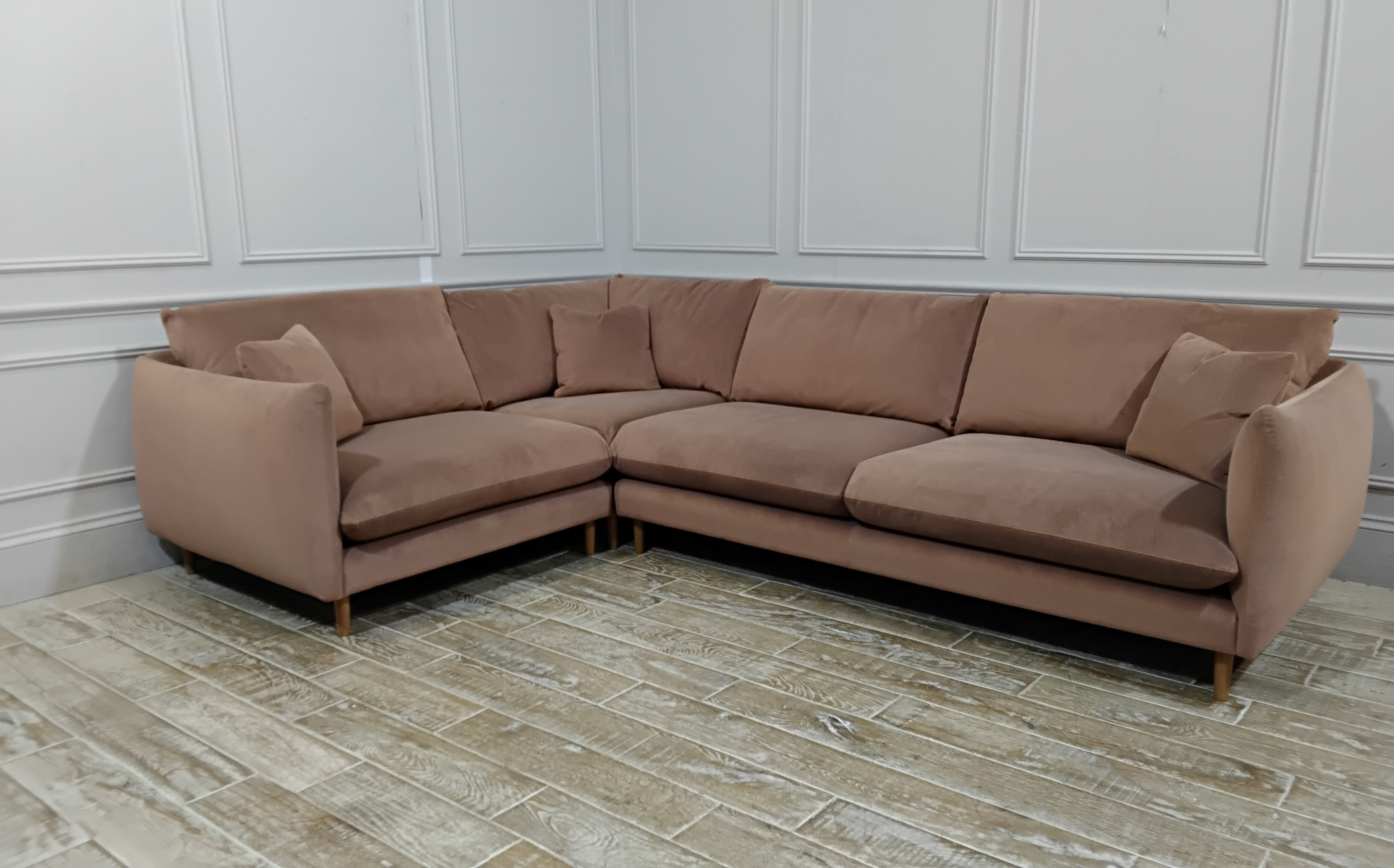 Greenwich Corner Sofa in Mohair Brick Path with Medium Oak Feet
