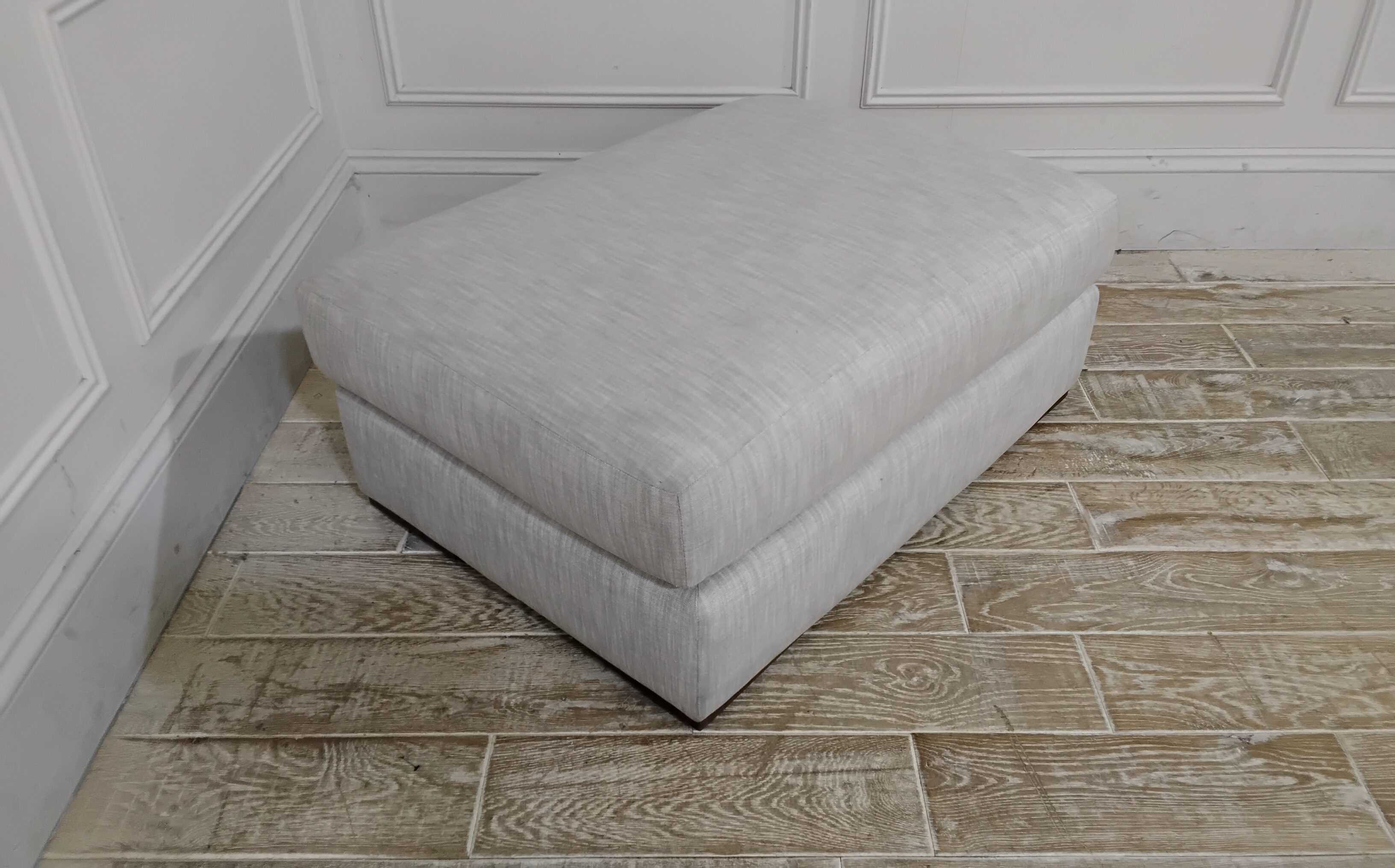 Kingston Grand Footstool in Washed Linen Steel