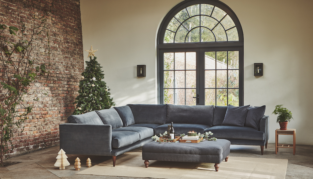 Lidleton Corner unit at Christmas
