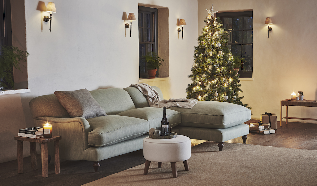 Merseyside Saba styled for Christmas