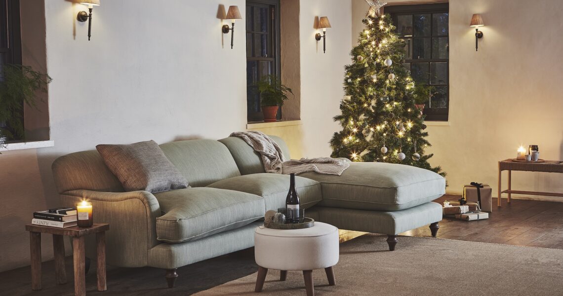 Evelyn Chaise Christmas set up